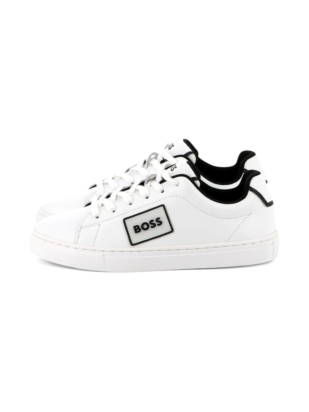 Sneakers per bambino BOSS Kids bianche con dettaglio con placca con logo J52554 10P BOSS KIDS