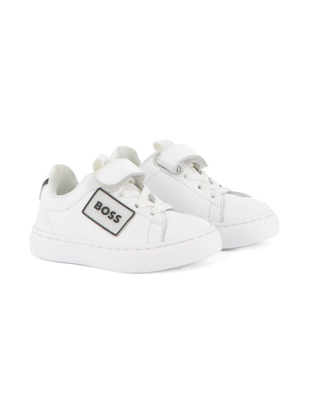 Sneakers per bambino BOSS Kids bianche con applicazione con logo J52573 10P BOSS KIDS