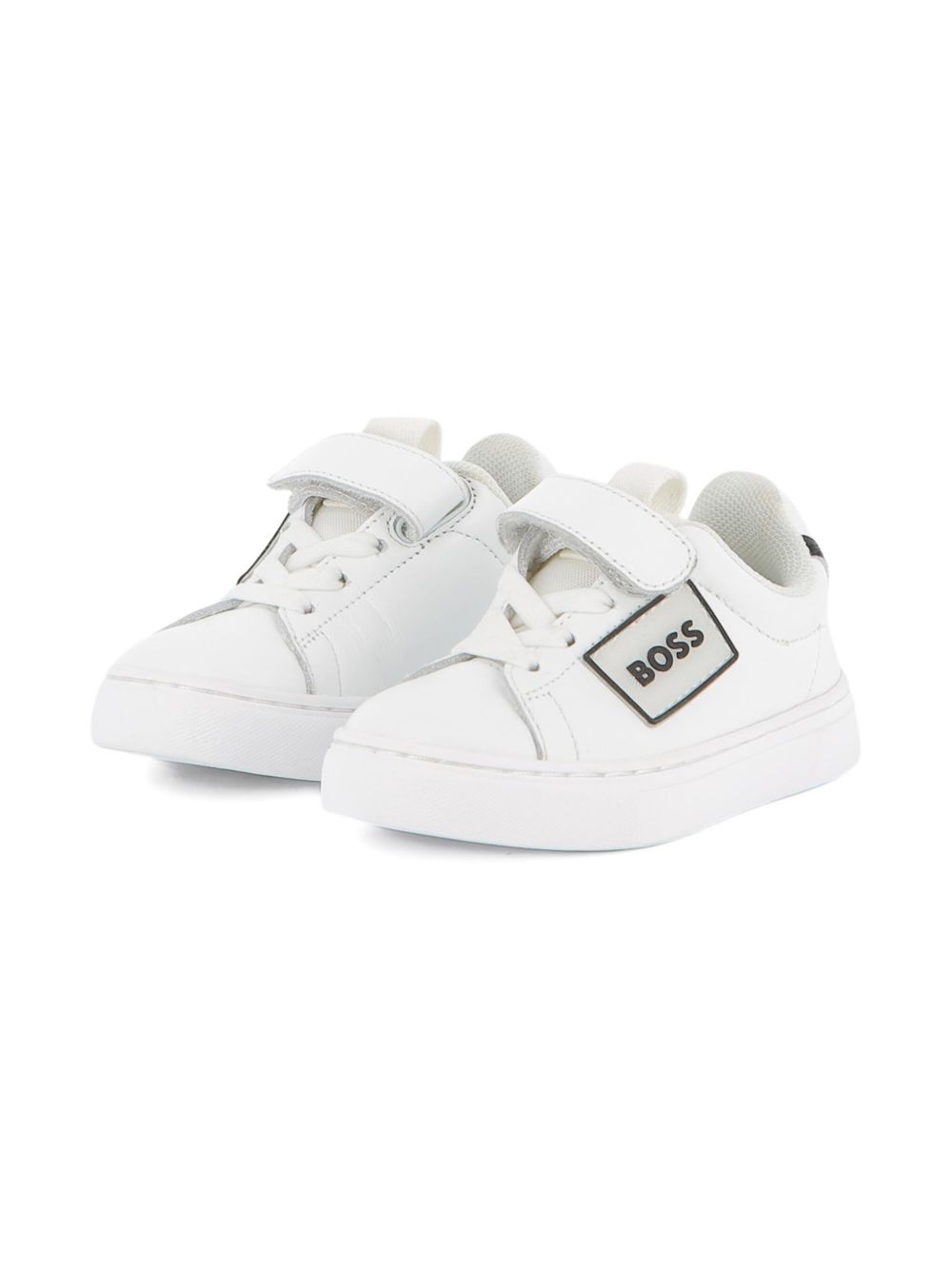 Sneakers per bambino BOSS Kids bianche con applicazione con logo J52573 10P BOSS KIDS