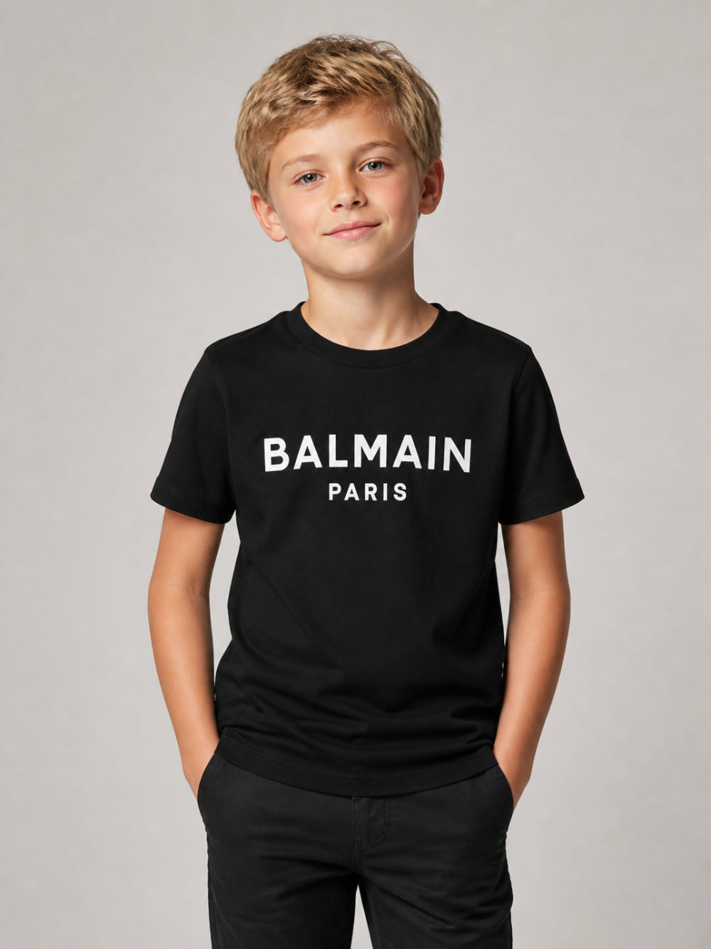 T-shirt per bambino Balmain Kids nera con logo sul davanti BY8R11 Z3672 930BC BALMAIN KIDS