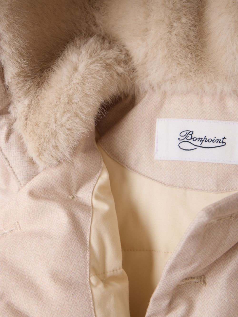 Cappotto per neonata Bonpoint Kids beige con finitura in pelliccia sintetica W06ZOUW00004 060B BONPOINT KIDS