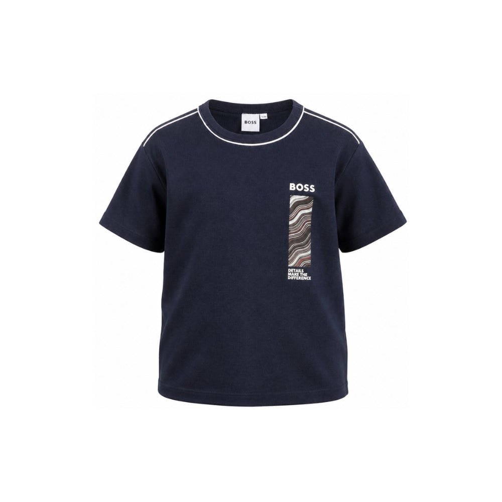 T-shirt per bambino Boss Kids blu con logo sul davanti J53413 849 BOSS KIDS