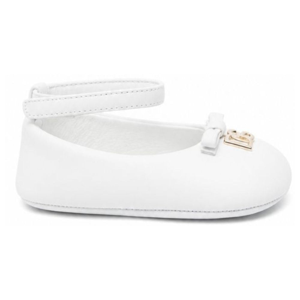 Ballerine per neonata Dolce & Gabbana Kids bianche con placca logo DK0065 AB793 80001 DOLCE & GABBANA KIDS