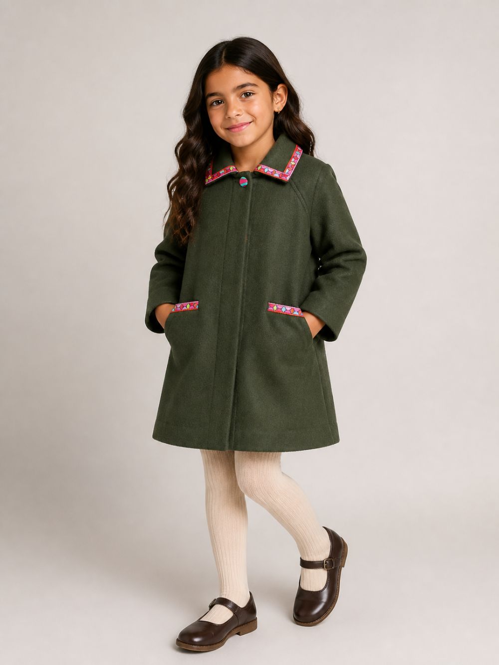 Cappotto per bambina Emilio Pucci Junior verde con motivo geometrico PZ2A40 E0259 783 EMILIO PUCCI KIDS