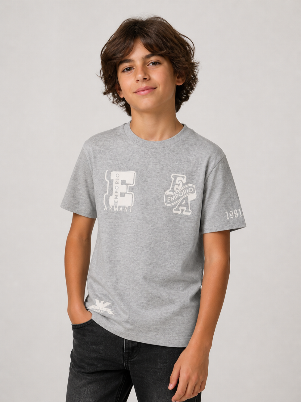 T-shirt per bambino Emporio Armani Kids grigia con stampa grafica logo EB001362 AF13715 O8042 EMPORIO ARMANI KIDS