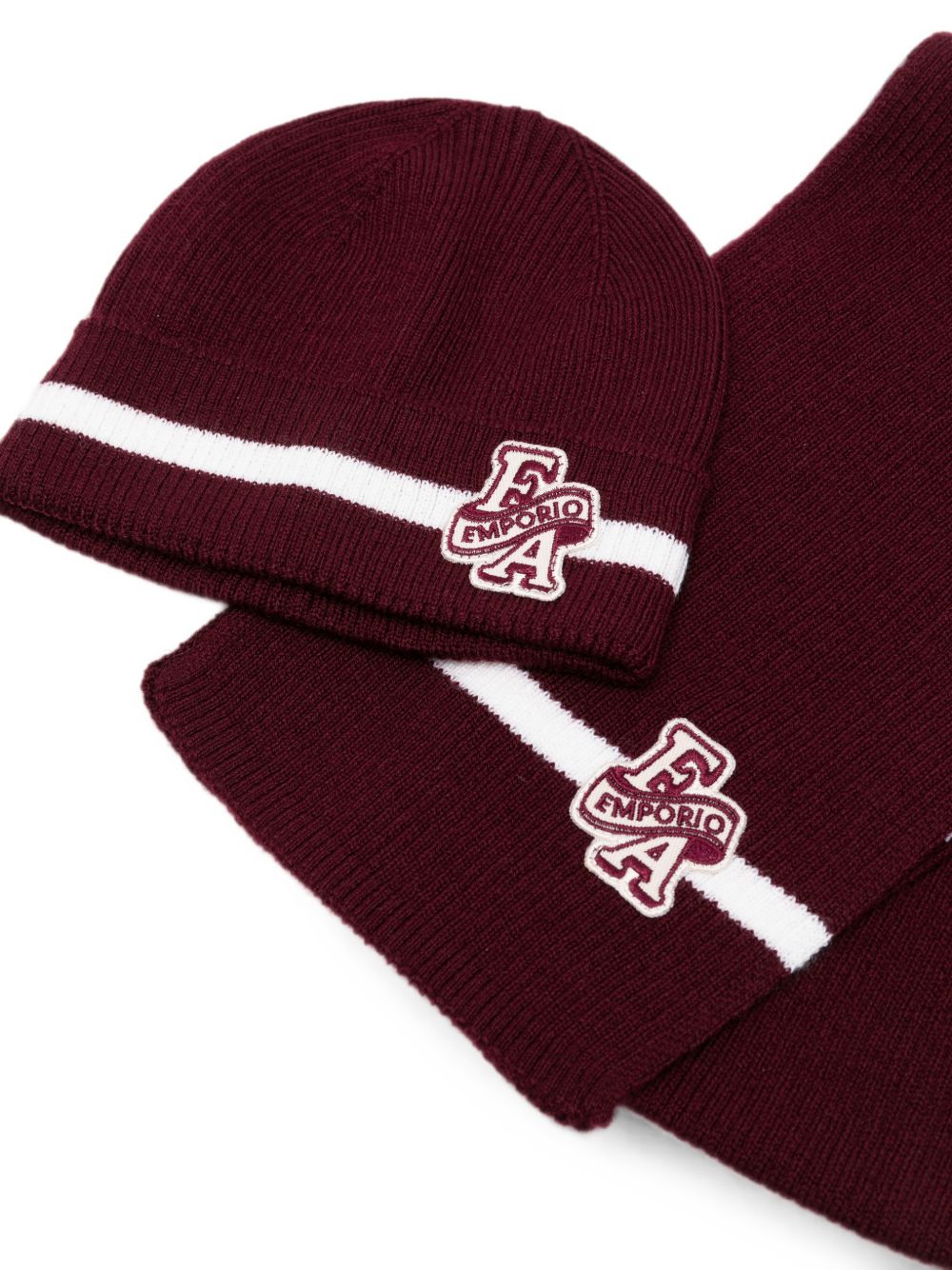 Set di sciarpe a righe per neonato Emporio Armani Kids bordeaux con ricamo logo EB001679 AF27314 UA343 EMPORIO ARMANI KIDS