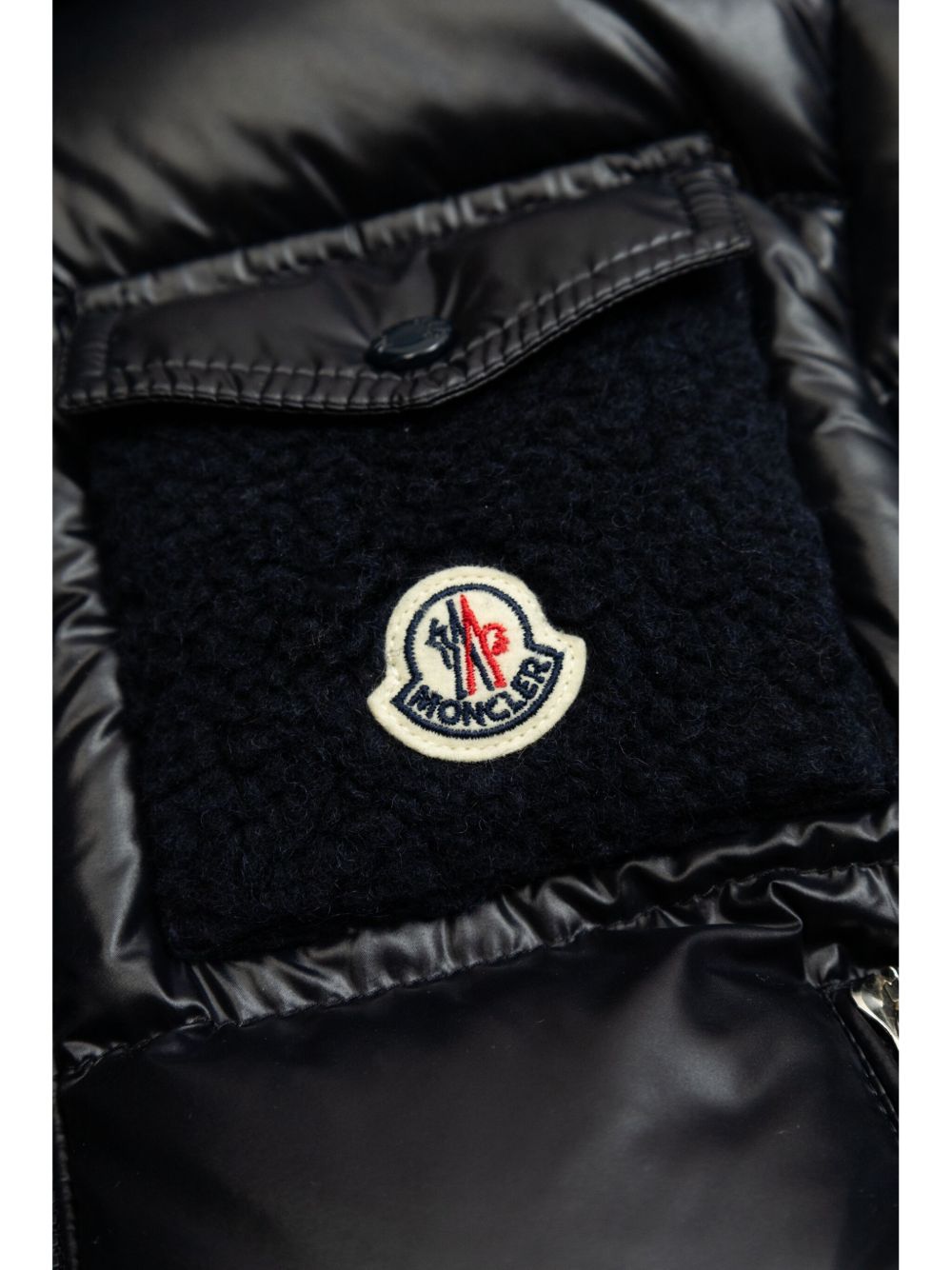 Giubbino Yule per bambino Moncler Kids nero con design imbottito L29541A00066597YX 778 MONCLER KIDS
