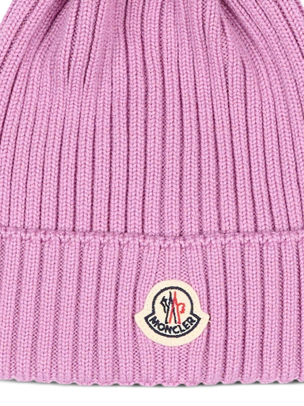 Berretto per bambina Moncler Enfant rosa con pompon L29543B00007A9327 522 MONCLER KIDS