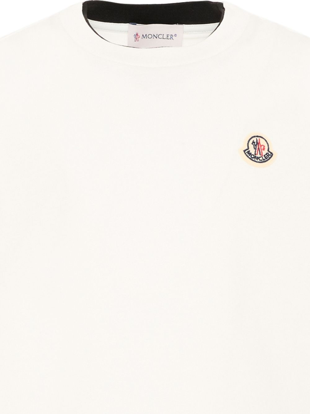 T-shirt per bambino Moncler Enfant bianca con dettaglio logo L29548C0000889AFV 034 MONCLER KIDS