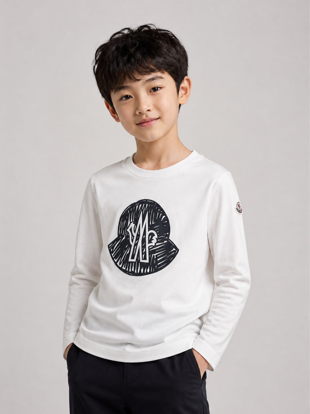 T-shirt per bambino Moncler Kids bianca con stampa grafica L29548D0000189AFV 034 MONCLER KIDS