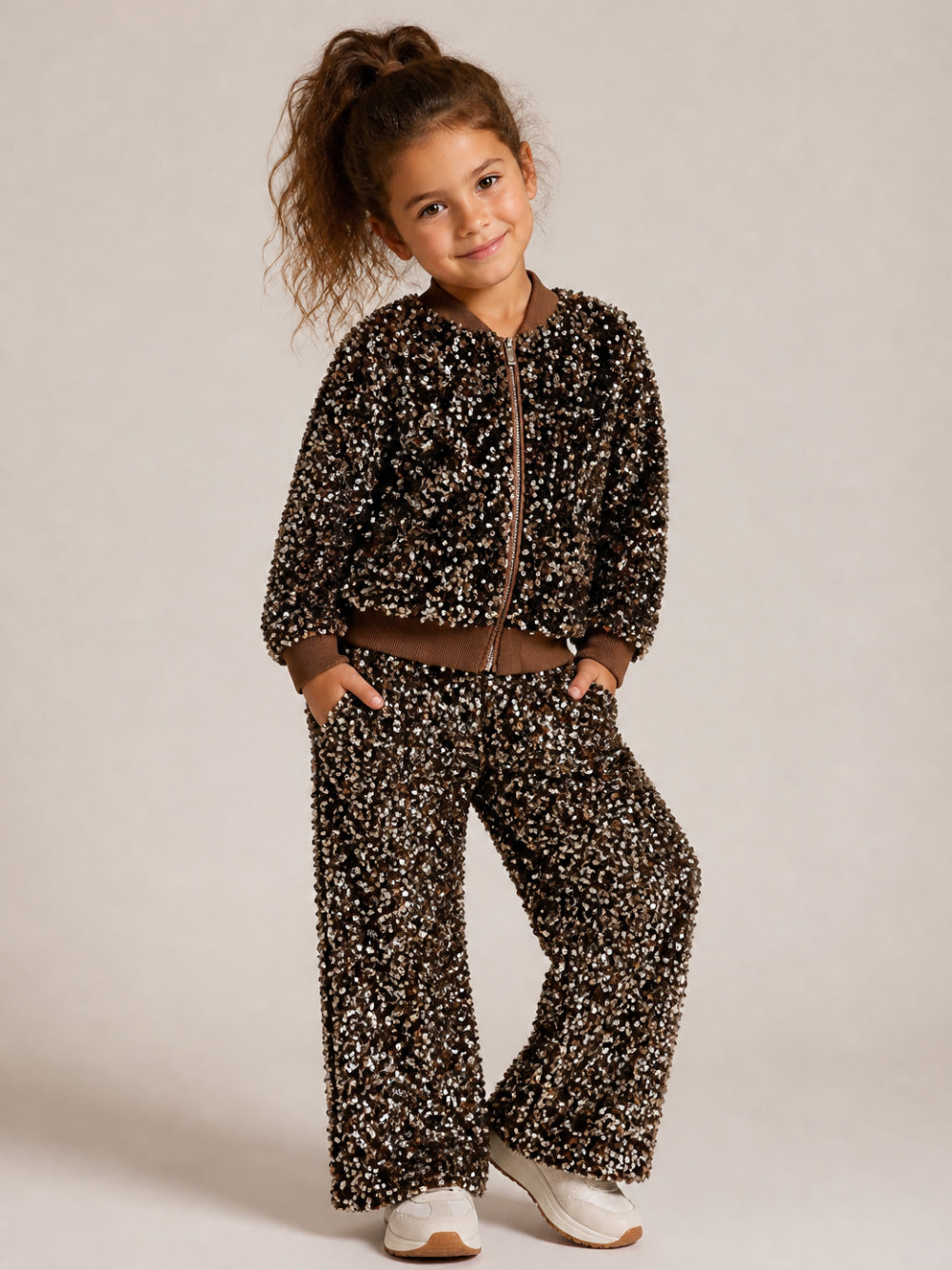 Pantaloni per bambina Monnalisa Kids marroni con decorazione con paillettes 49H404 8084 0006 MONNALISA KIDS