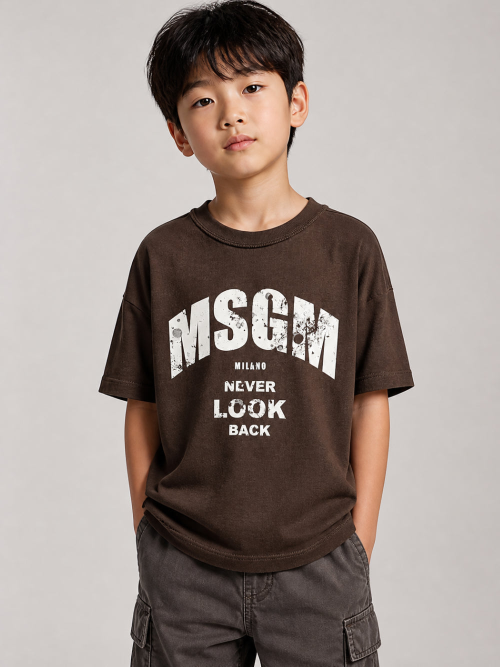 T-shirt per bambino Msgm Kids marrone con stampa logo sul davanti F6MSJBTH321 943 MSGM KIDS