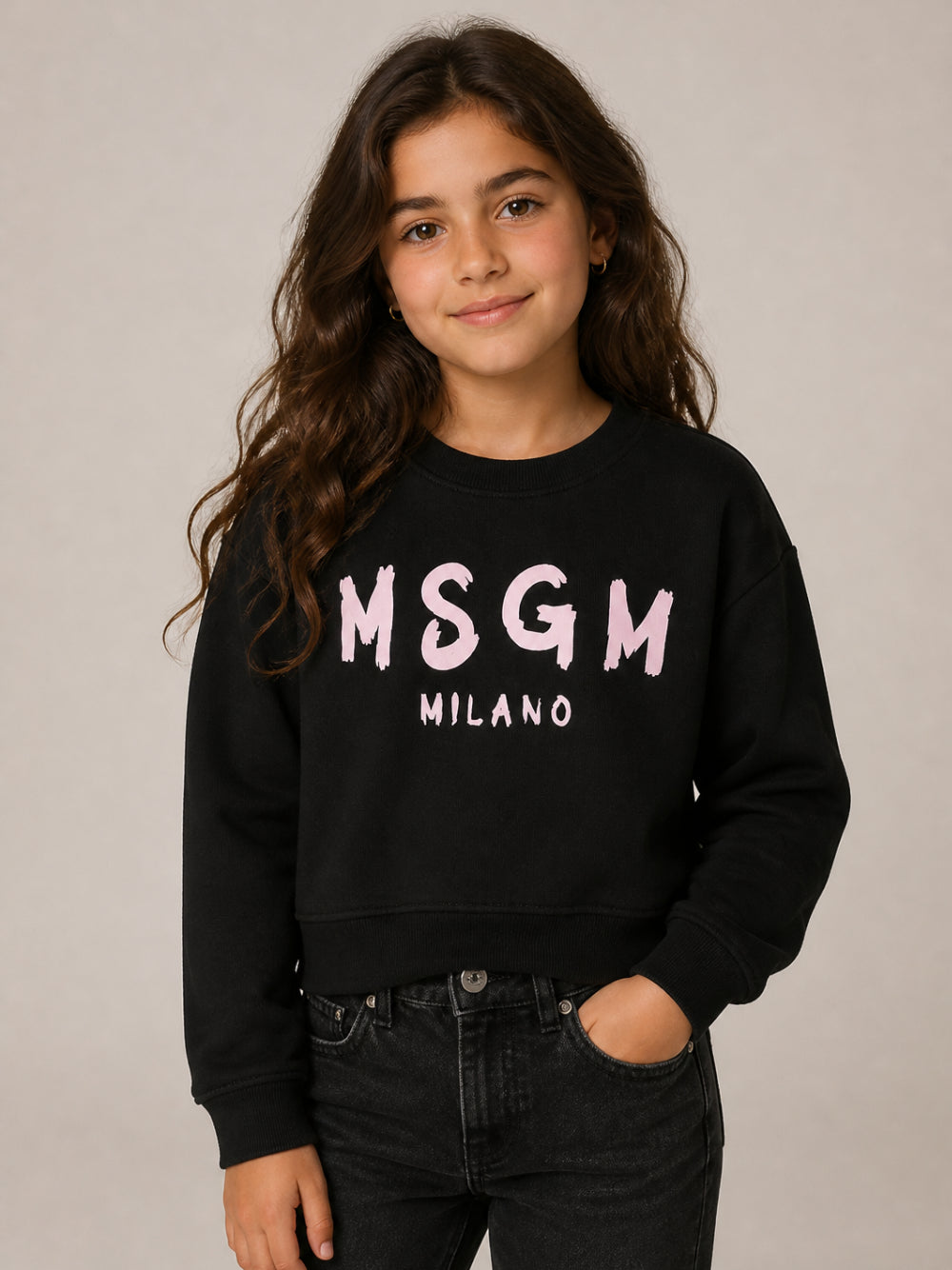 Felpa per bambina MSGM Kids nera con logo sul davanti F6MSJGSW047 MS092 MSGM KIDS