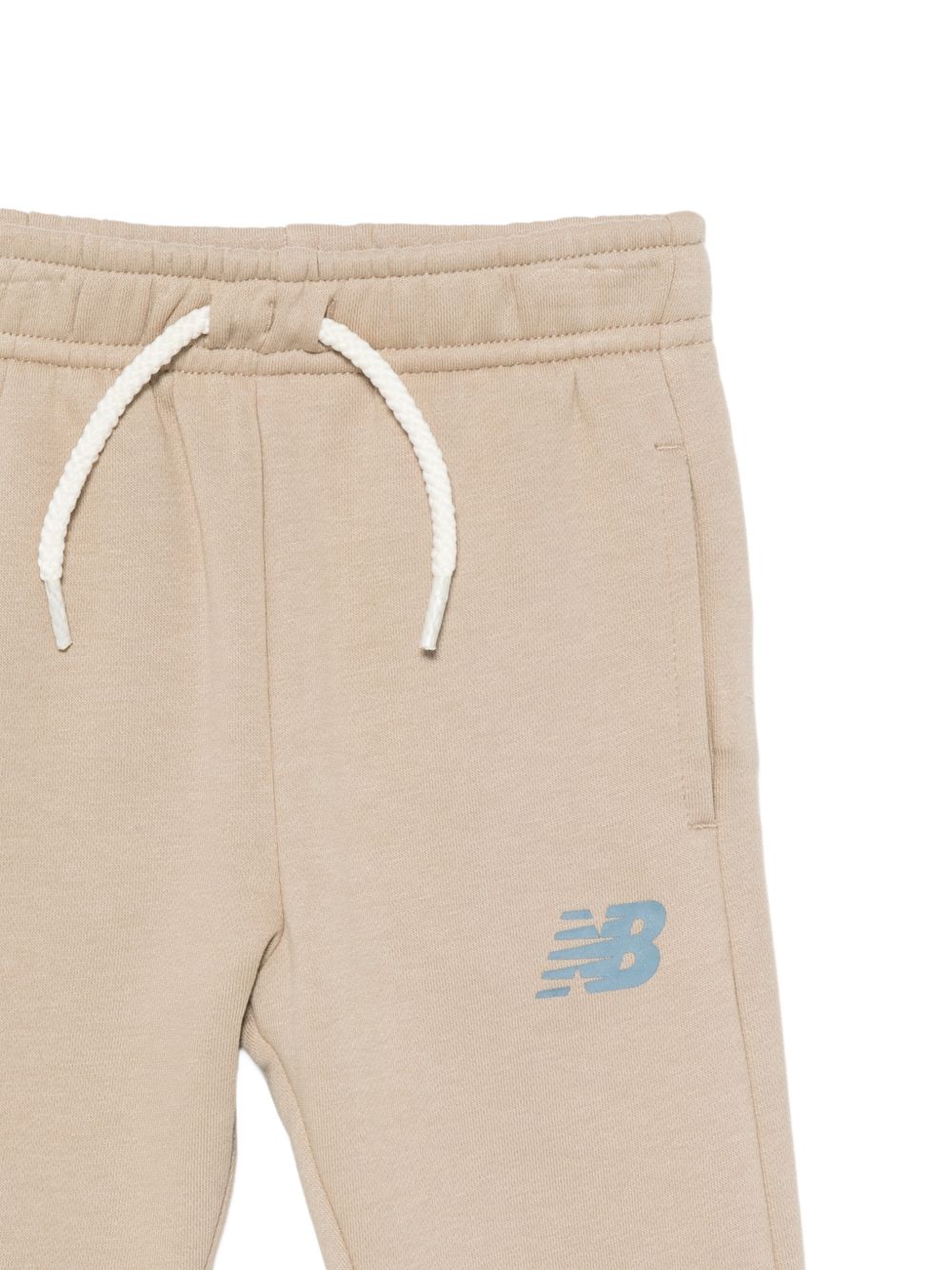 Set felpa e pantaloni per neonato New Balance Kids beige con logo sul davanti IS62S23YI SOT NEW BALANCE KIDS