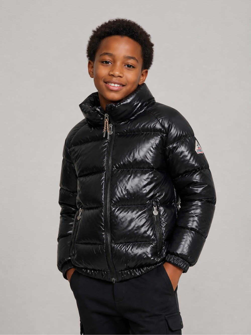 Piumino glossy per bambino Pyrenex Kids nero con imbottitura HKY019 0009 PYRENEX KIDS