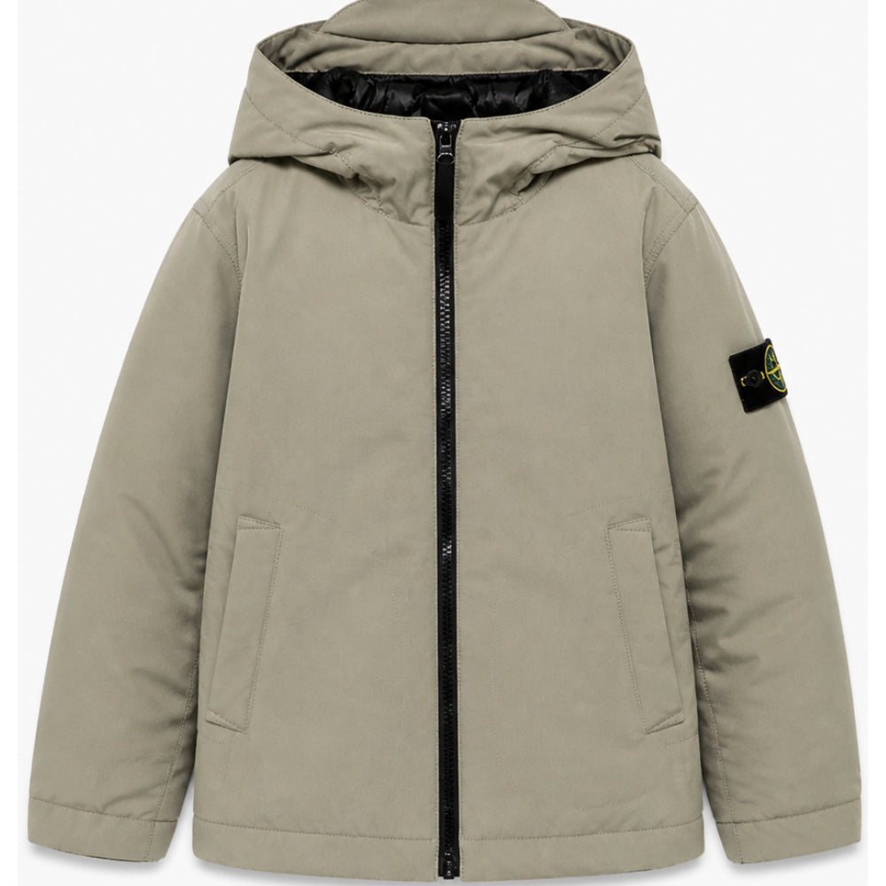 Giubbino per bambino Stone Island Kids verde cachi con cappuccio e logo L2S164100007S0A27 V0068 STONE ISLAND KIDS