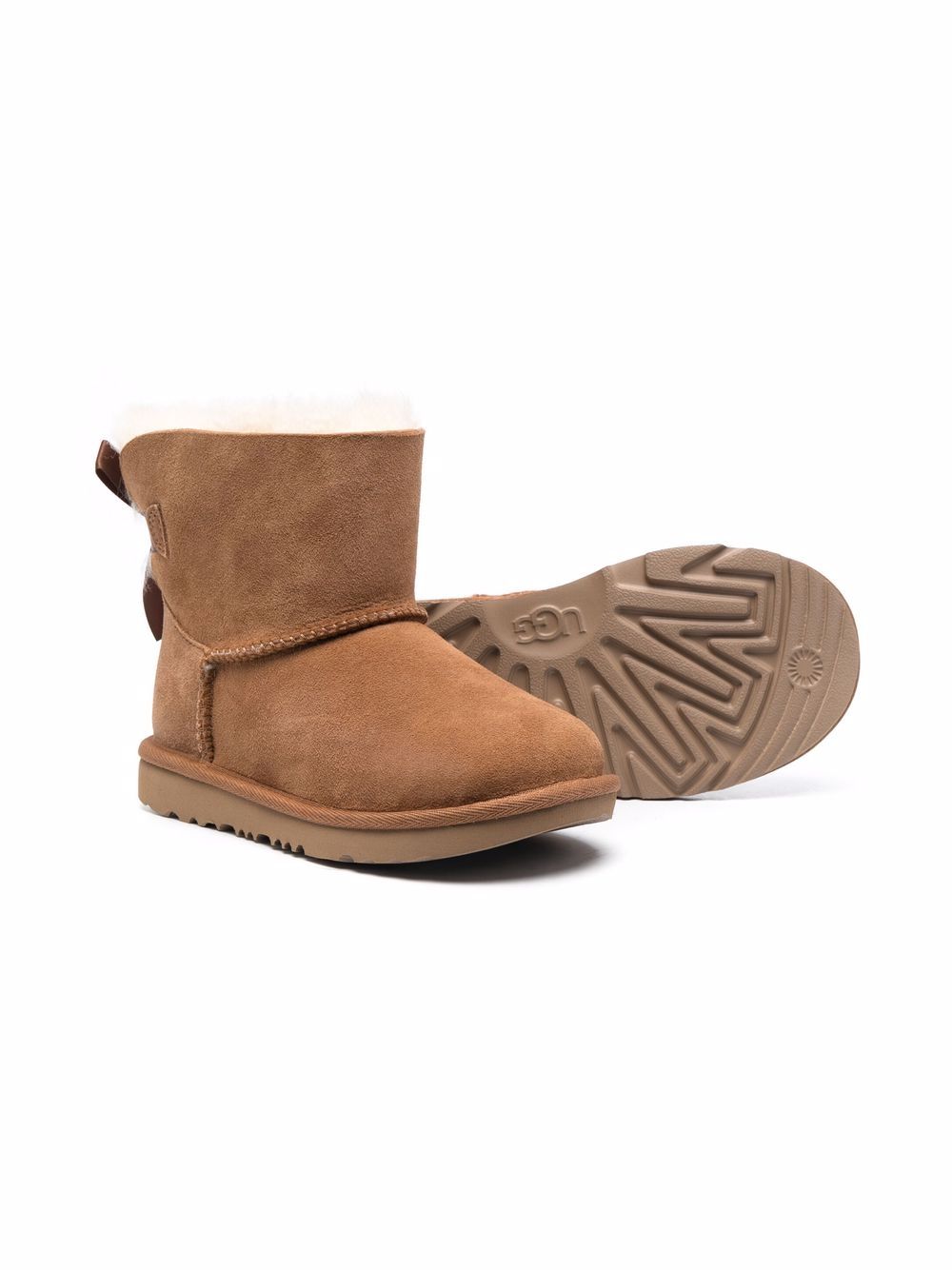 Stivali Bailey Bow II per bambina Ugg Kids marrone con dettaglio in shearling 1017397K CHE UGG KIDS