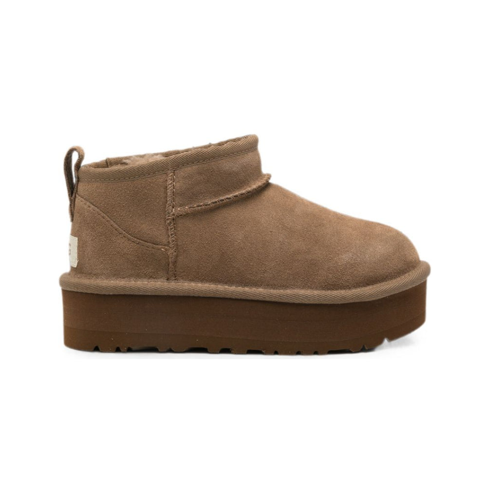 Stivali Ultra Mini Platform per bambina Ugg Kids marrone con suola a carrarmato 1157791K LBNZ UGG KIDS
