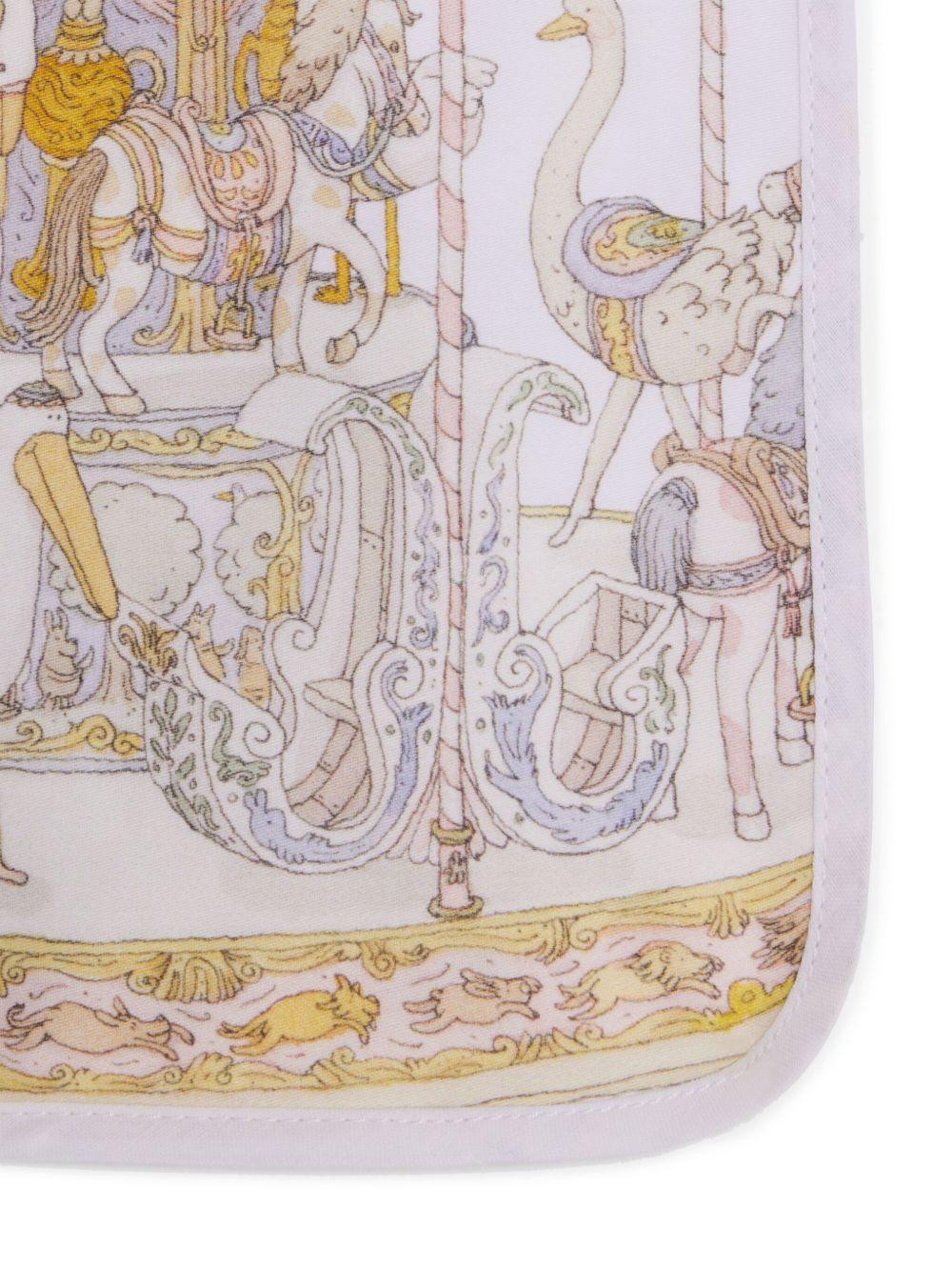 Bavaglino per neonati Atelier Choux bianco con stampa carosello - Rubino Kids