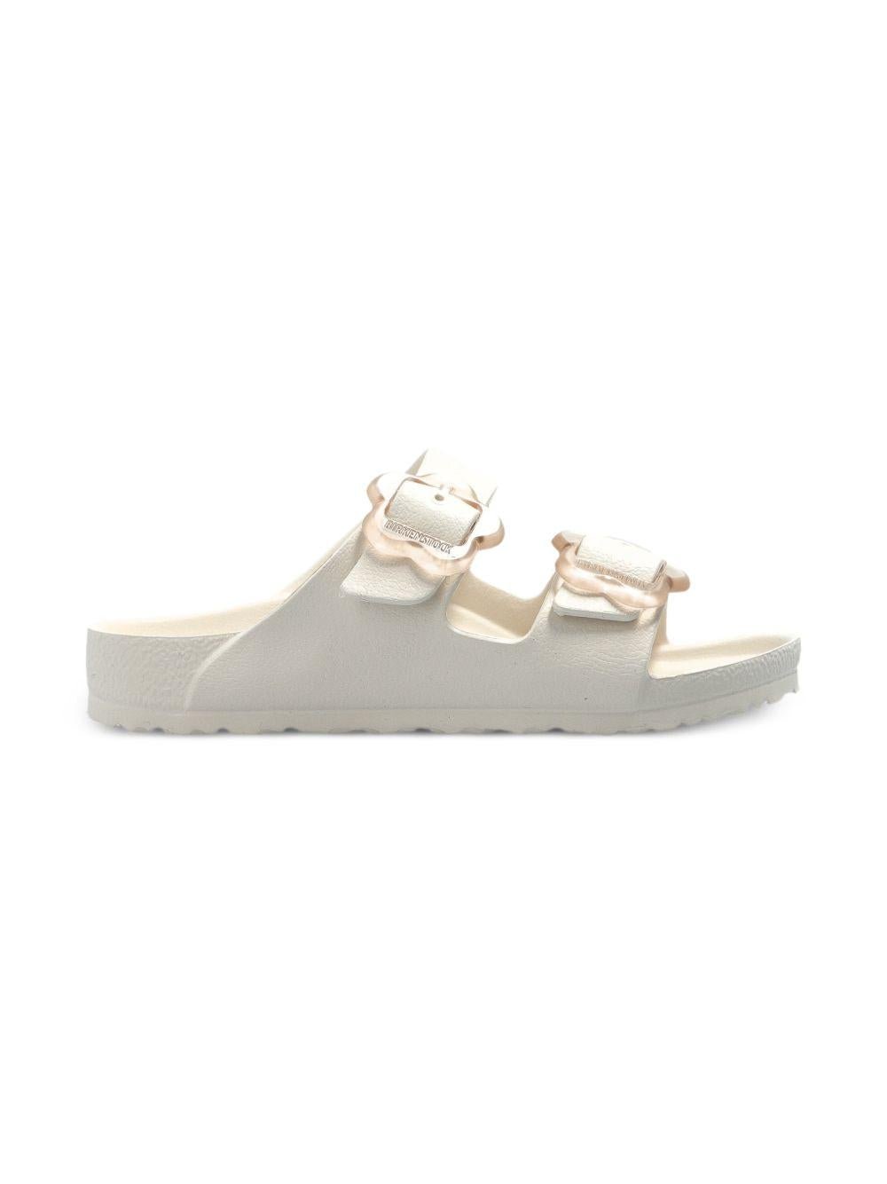 Ciabatte Arizona per bambina Birkenstock Kids bianche con con fibbia a forma di fiore - Rubino Kids