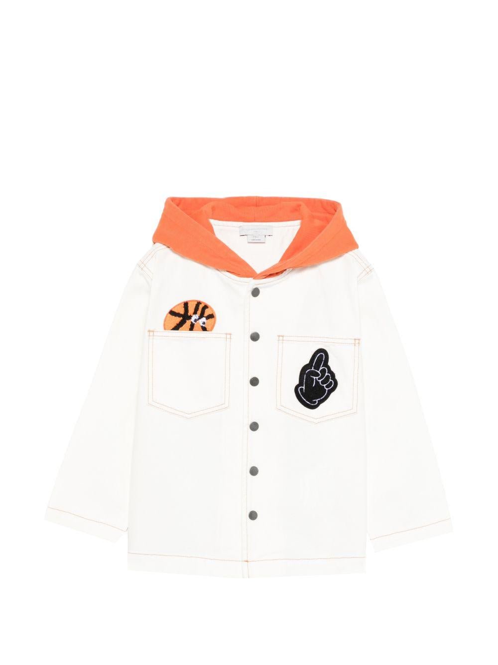 Giubbino per bambino Stella McCartney Kids bianco con cappuccio a contrasto - Rubino Kids