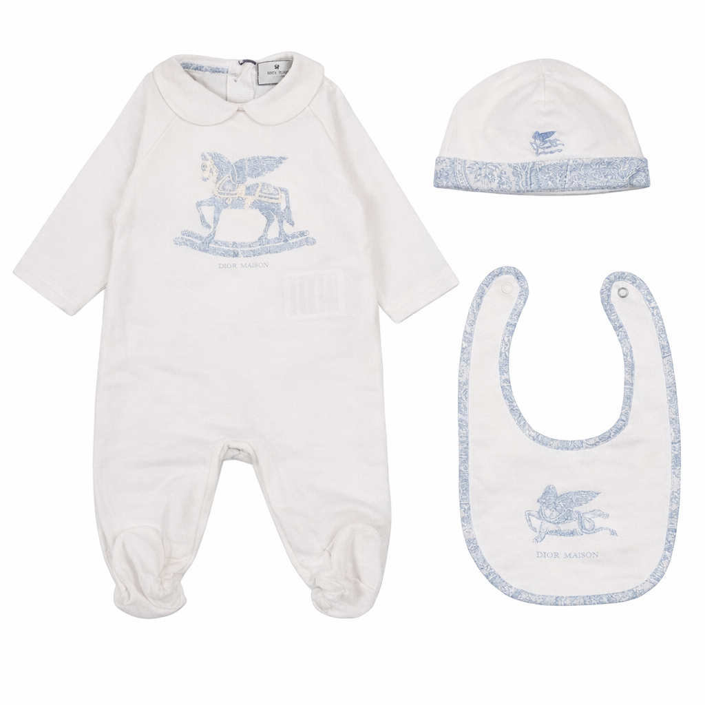 Set tre pezzi tutina, bavaglino e cappellino per neonato Etro Kids bianchi con stampa Pegaso GYB540 Z3672 102CE ETRO KIDS