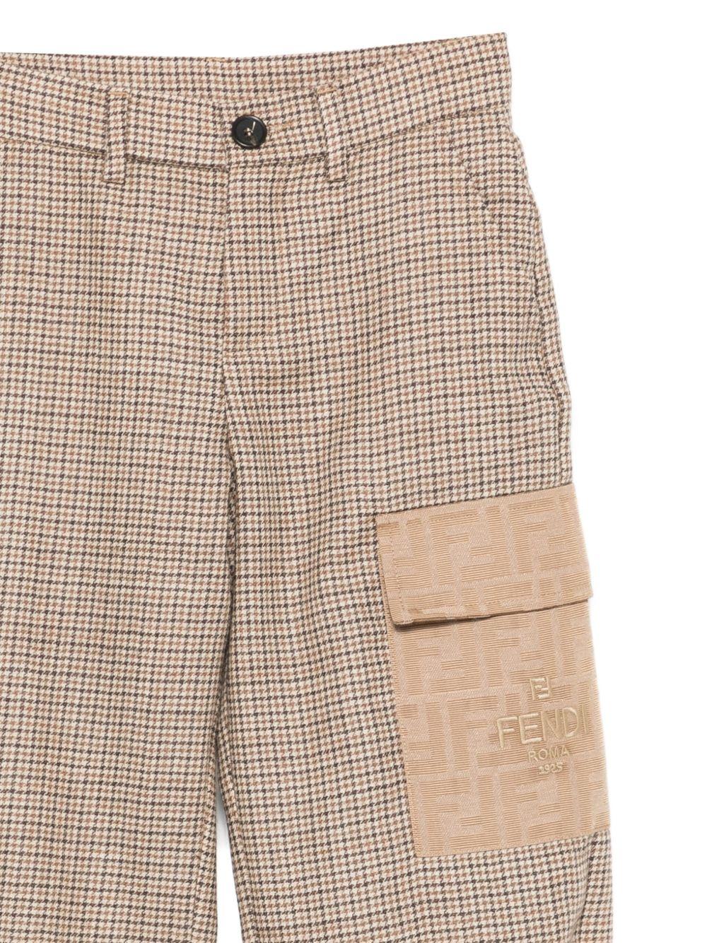 Pantaloni per bambino Fendi Kids beige con motivo a quadri JMF556 AYMB F0QU5 FENDI KIDS