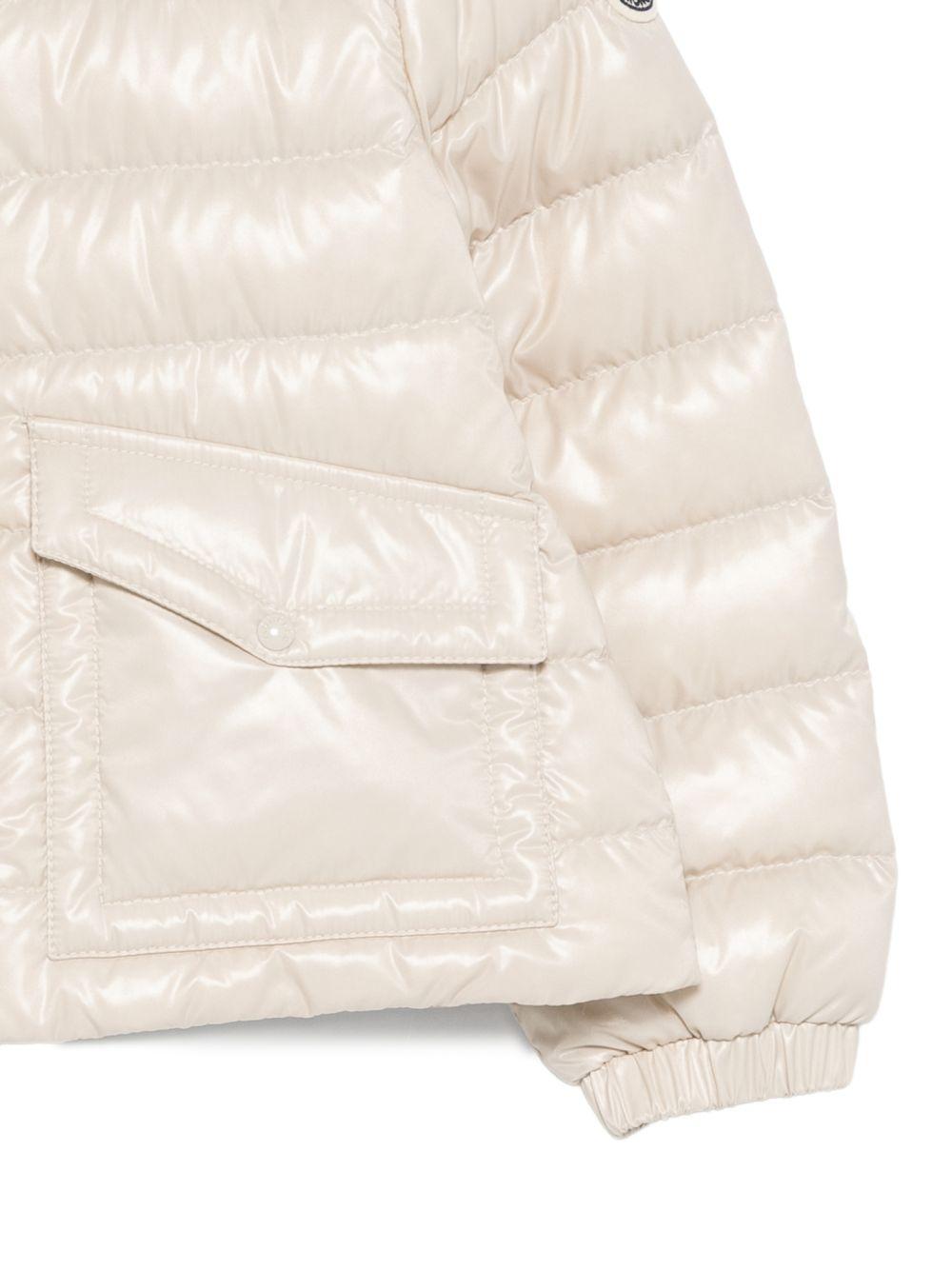 Giubbino per bambina Moncler Kids bianco con cappuccio L19541A00022597Z8 20N MONCLER KIDS