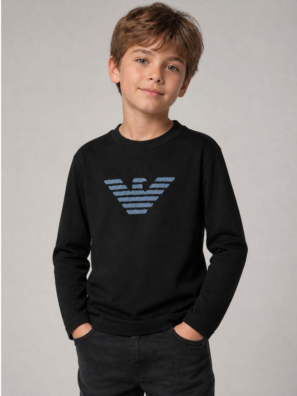 T-shirt per bambino Emporio Armani Kids blu con logo sul davanti EB001666 AF16162 UB118 EMPORIO ARMANI KIDS