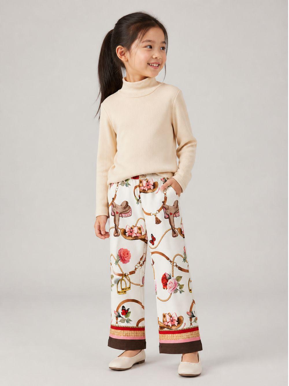 Maglione per bambina Monnalisa Kids beige con lavorazione in maglia coste 17HLUC 8212 0002 MONNALISA KIDS