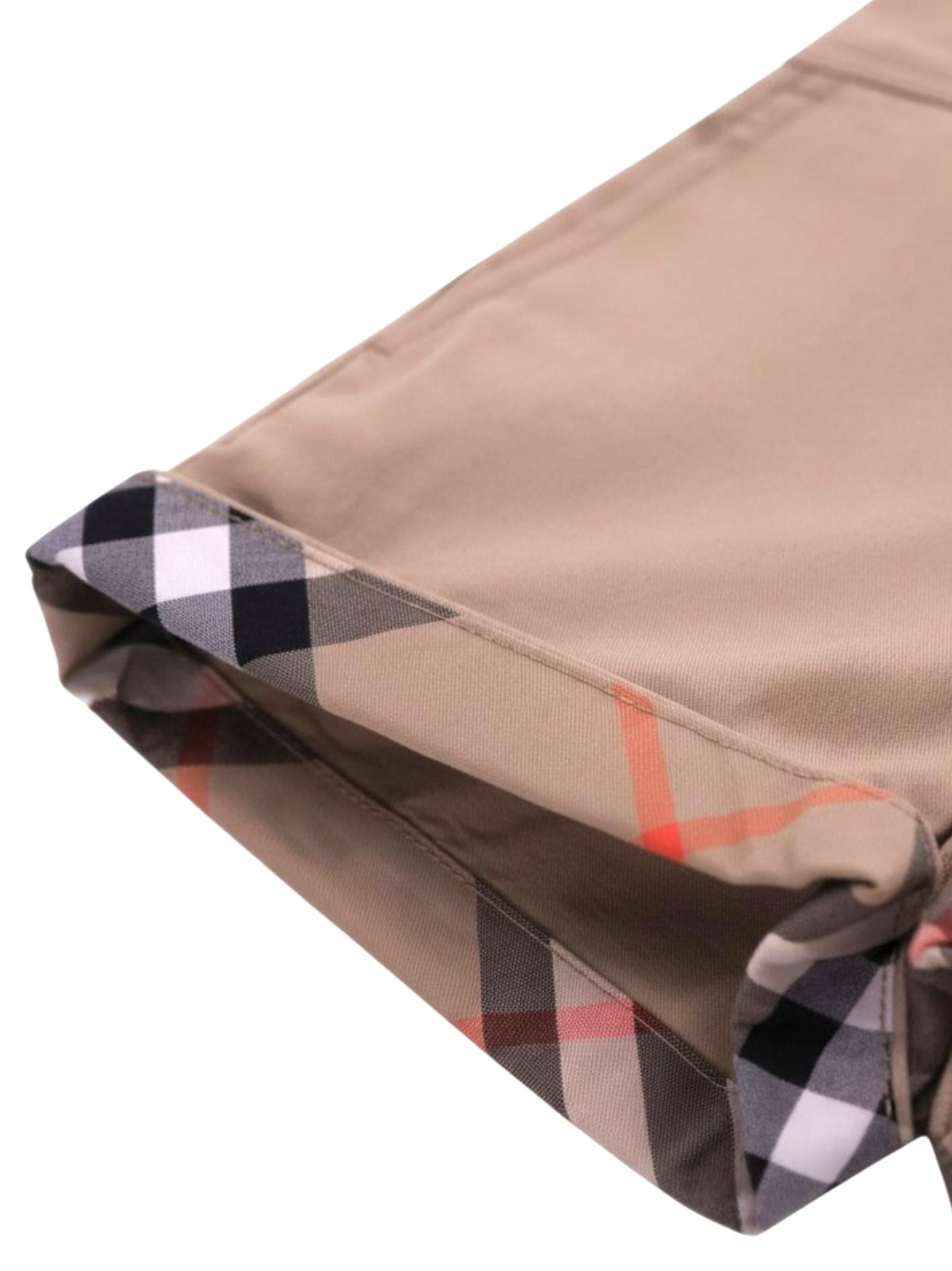 Shorts per neonati Burberry Kids beige con risvolto Check 8121233 B9719 BURBERRY KIDS