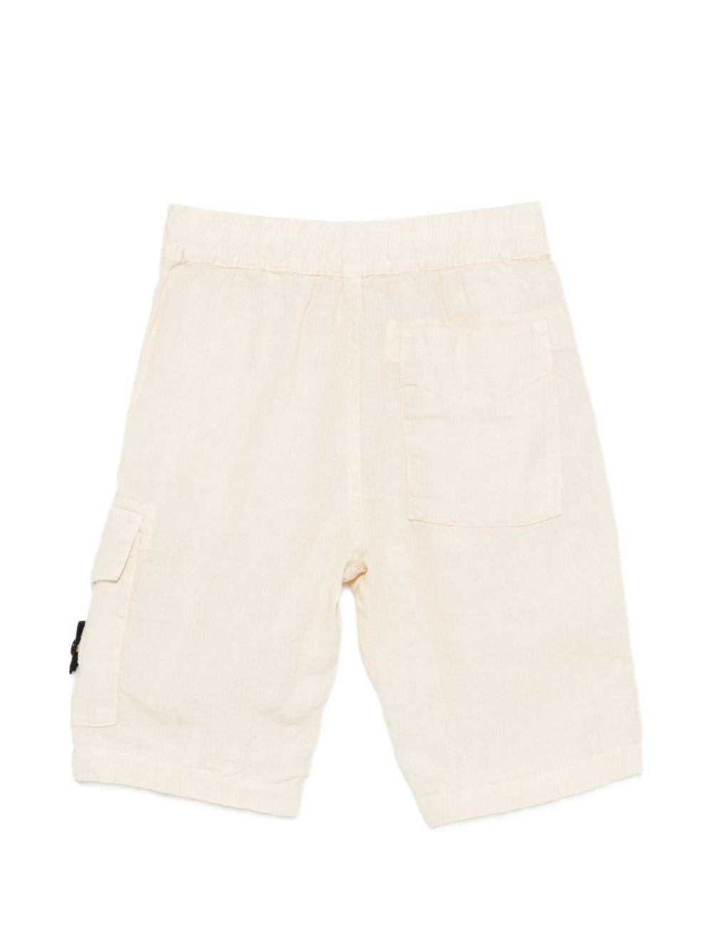 Shorts per bambino Stone Island Junior beige con applicazione logo L1S16L100001S0145 V0097 STONE ISLAND KIDS