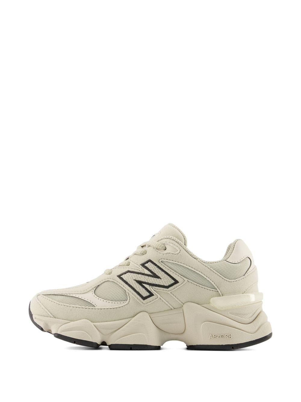 Sneakers 9060 per bambini New Balance Kids bianche con applicazione logo sui lati P9060 445 NEW BALANCE KIDS