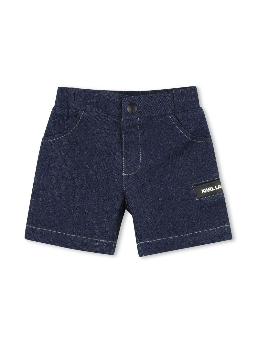 Set con shorts per neonato Karl Lagerfeld Kids blu con motivo Ikonik Karl Z30504 782 KARL LAGERFELD KIDS
