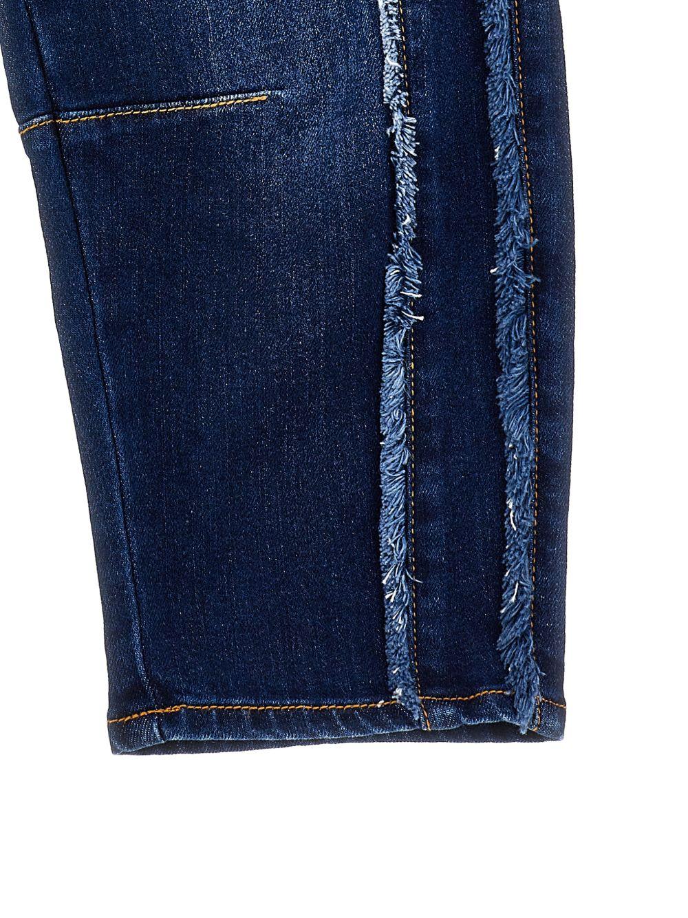 Jeans per bambina Monnalisa x Hello Kitty in denim con applicazione 19G400 7015 0055 MONNALISA