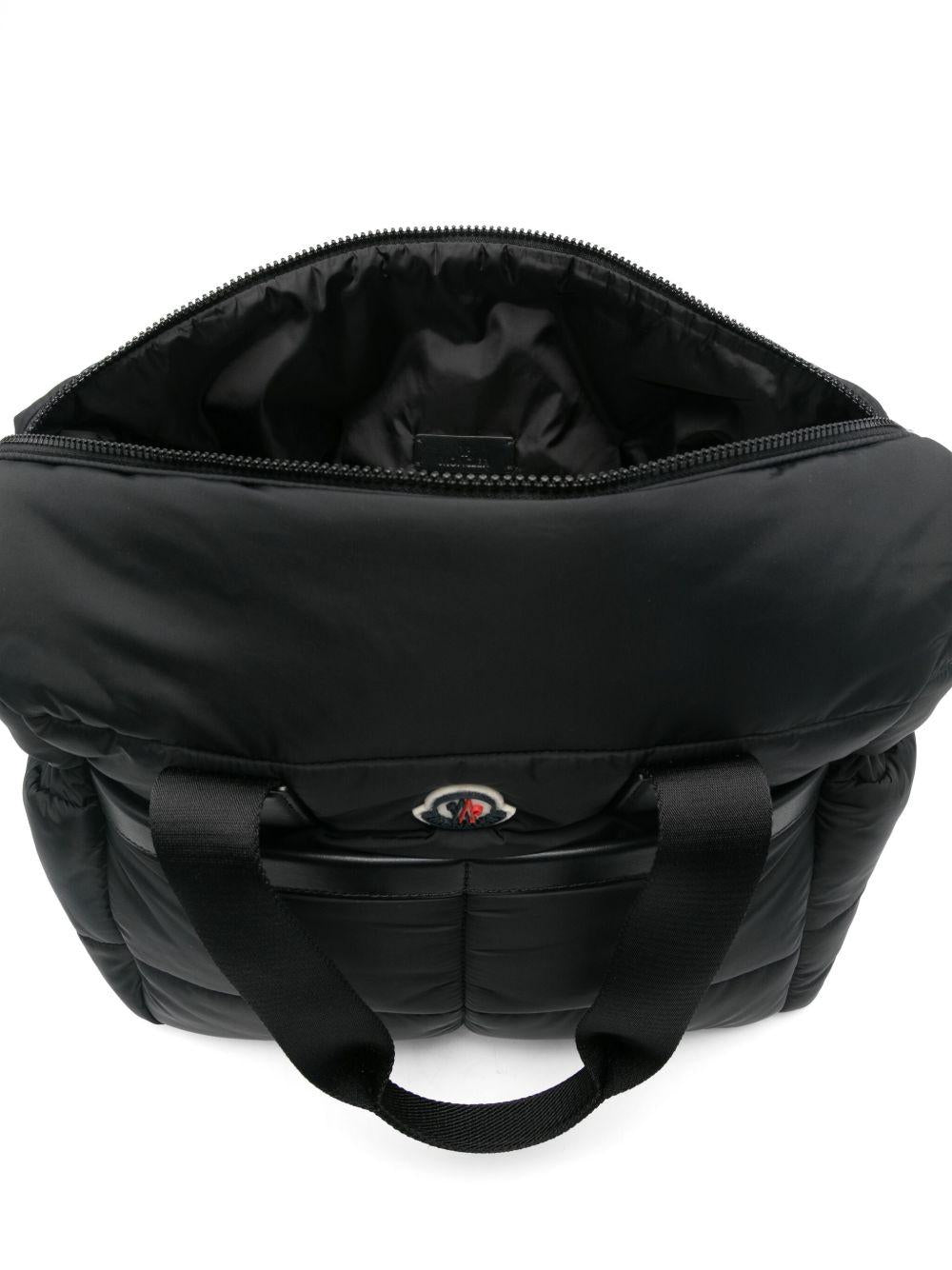 Borsa fasciatoio Mommy per neonati Moncler Enfant nera con tracolla regolabile L19515D00001M6811 999 MONCLER KIDS