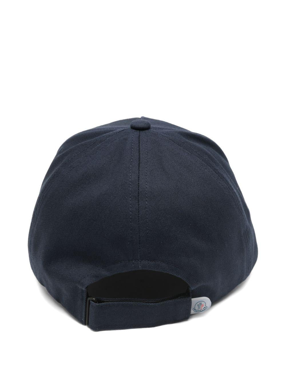 Cappello per bambino Moncler Enfant blu scuro<BR/> con logo L19543B000010U082 742 MONCLER ENFANT