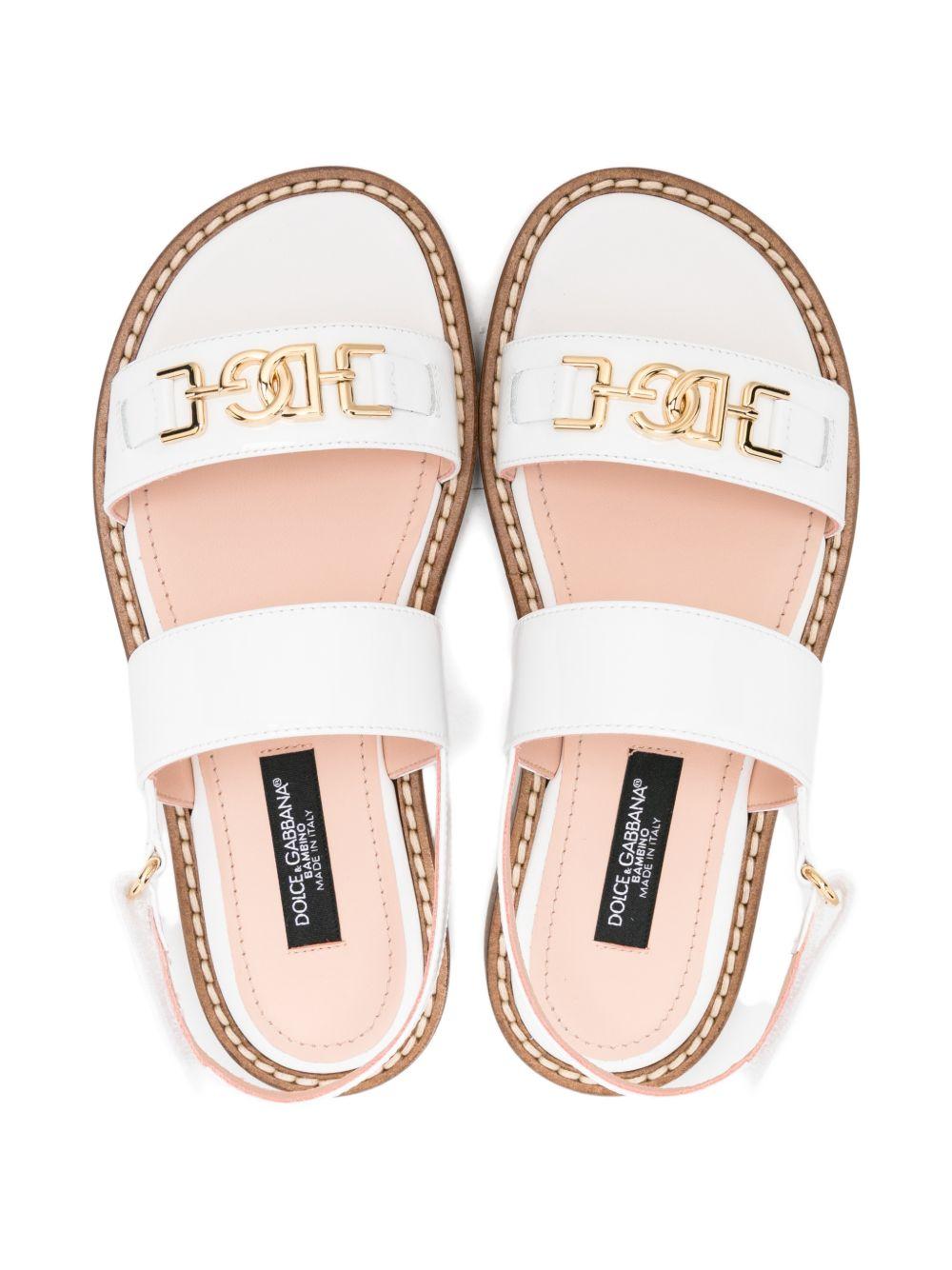 Sandali per bambina Dolce & Gabbana Kids bianche con logo dorato sul davanti D11374 A1328 87682 DOLCE & GABBANA KIDS