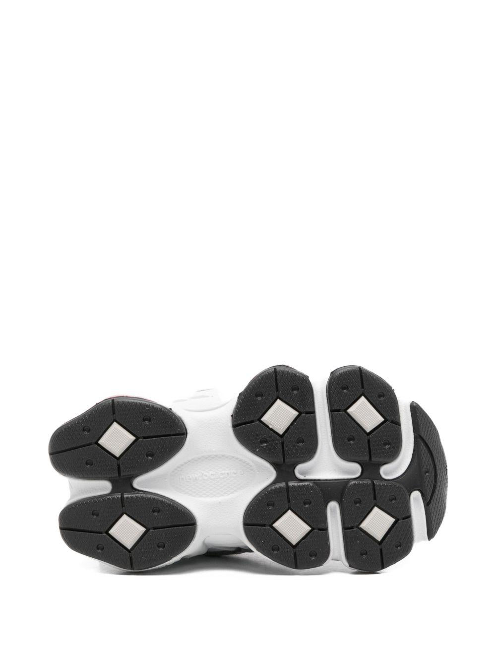 Sneakers per bambina 9060 New Balance Kids bianche con dettagli argento I9060 6HV NEW BALANCE KIDS