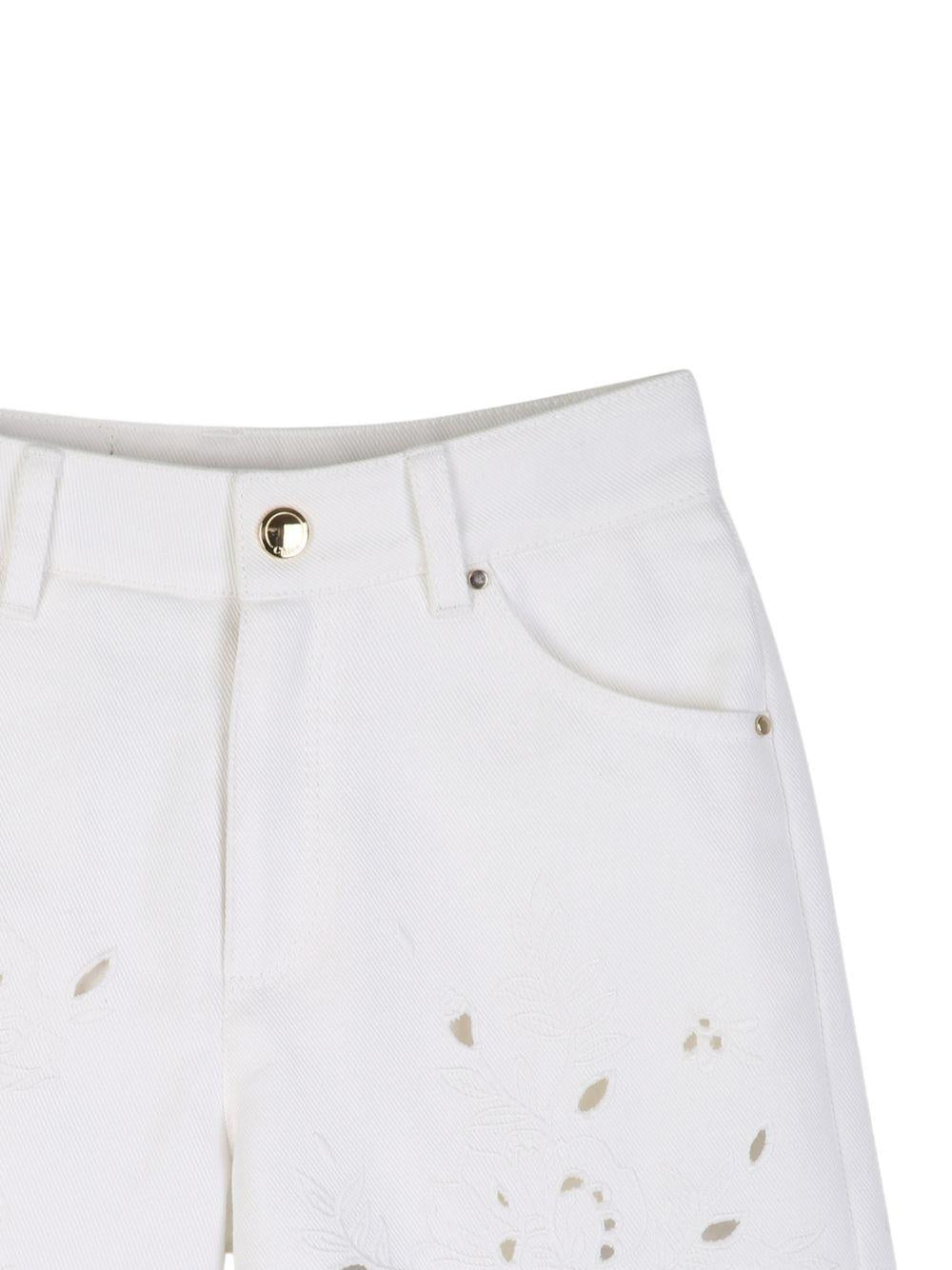 Shorts per bambina Chloé Kids bianco con ricamo floreale C20848 117 CHLOE' KIDS