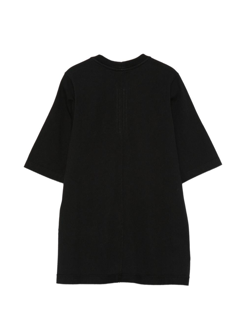 T-shirt Jumbo per bambino Rick Owens Kids nera con scritta sul davanti BG01F3274RNP14P 0911 RICK OWENS KIDS