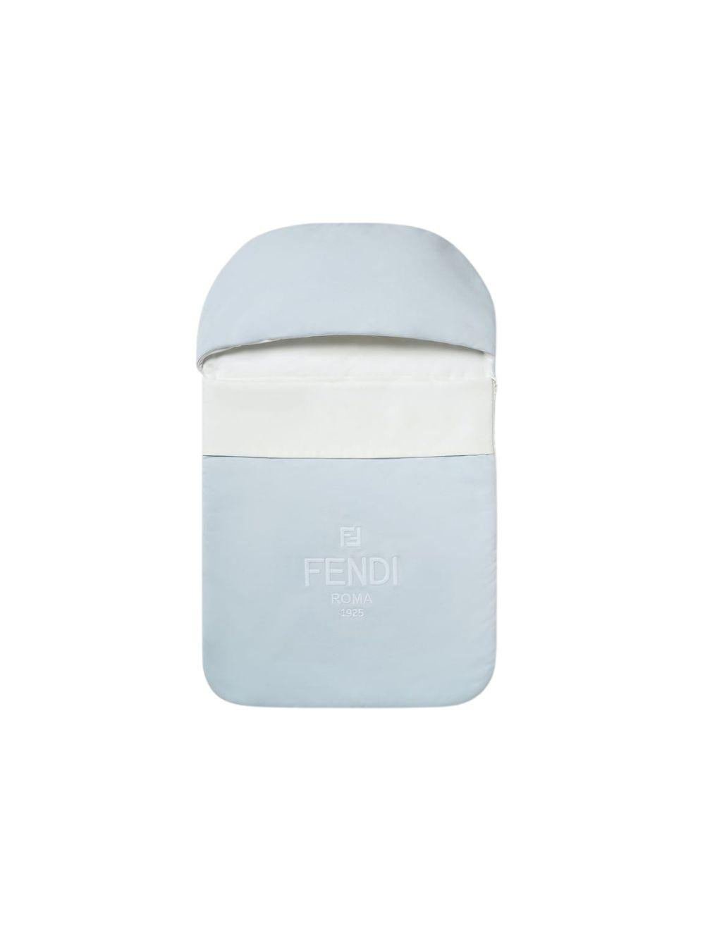 Sacco nanna per neonato Fendi Kids azzurro con logo sul davanti BUJ314 8RA F19J4 FENDI KIDS