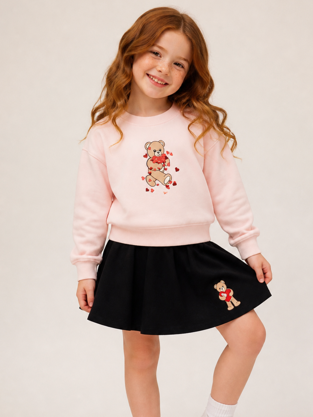 Felpa per bambina Moschino Kids rosa con dettaglio Teddy Bear HBF06GLDA63 50209 MOSCHINO KIDS