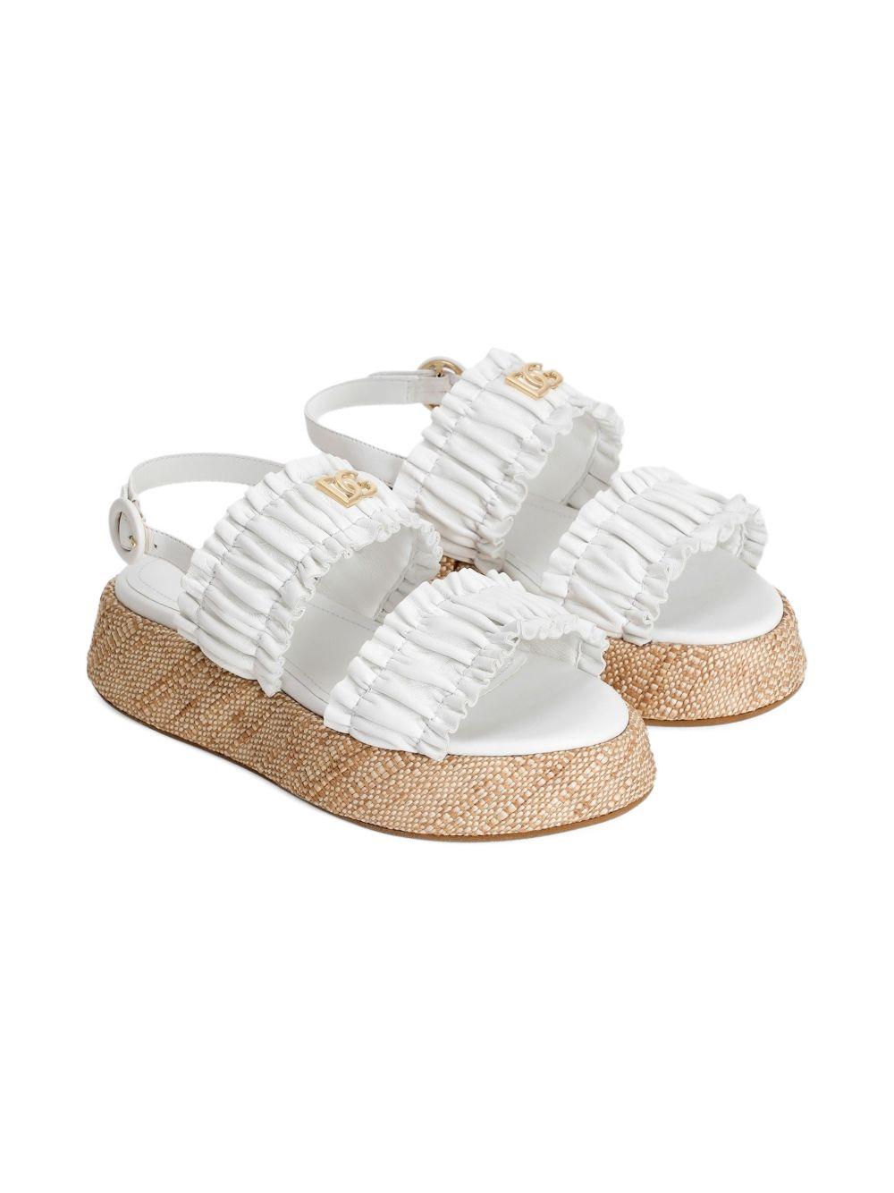 Sandali per bambina Dolce & Gabbana Kids bianche con dettagli con ruches D11388 A1850 80001 DOLCE & GABBANA KIDS