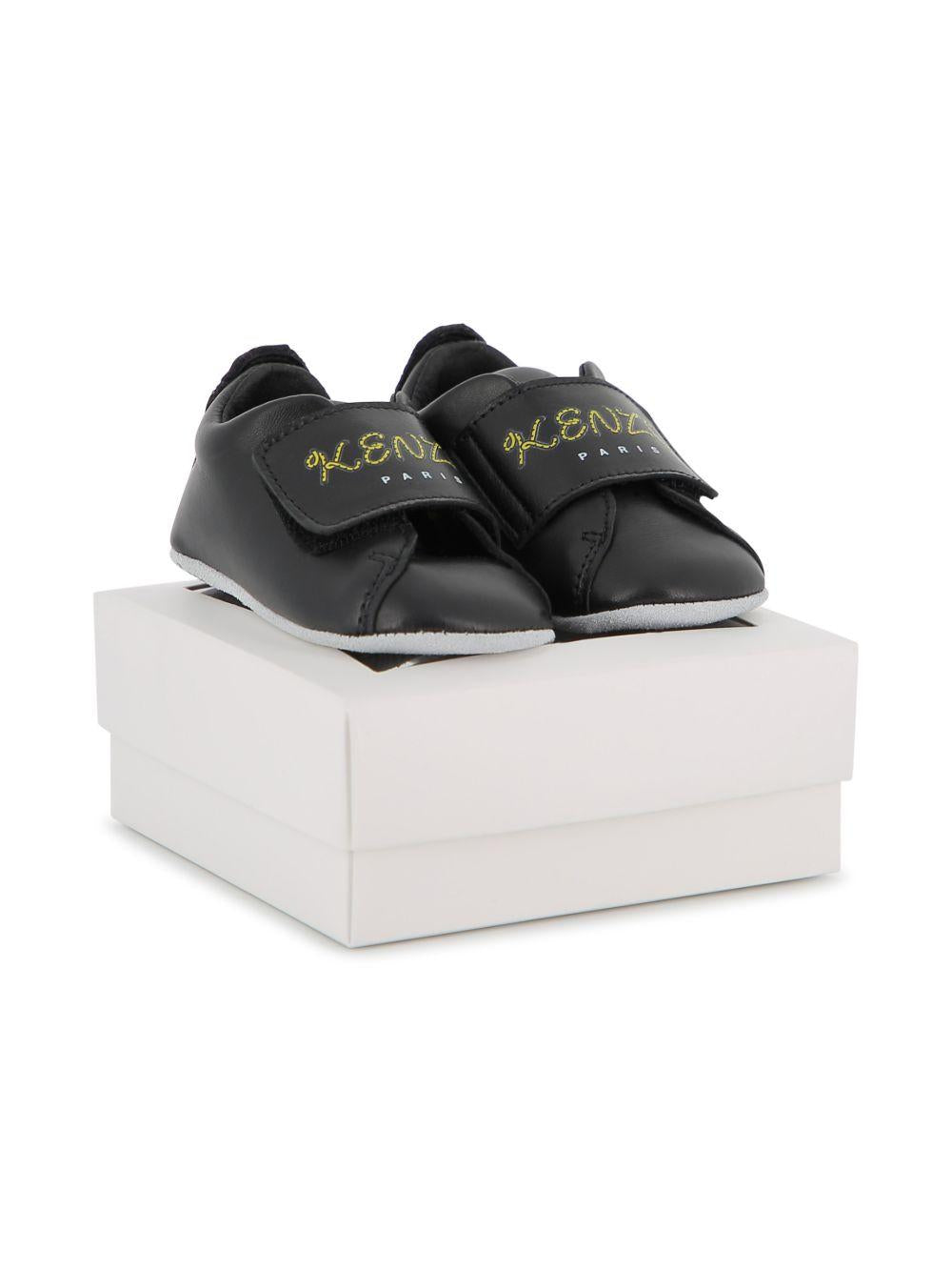 Scarpine primi passi per neonato Kenzo Kids nere con dettaglio coda K61854 095 KENZO KIDS