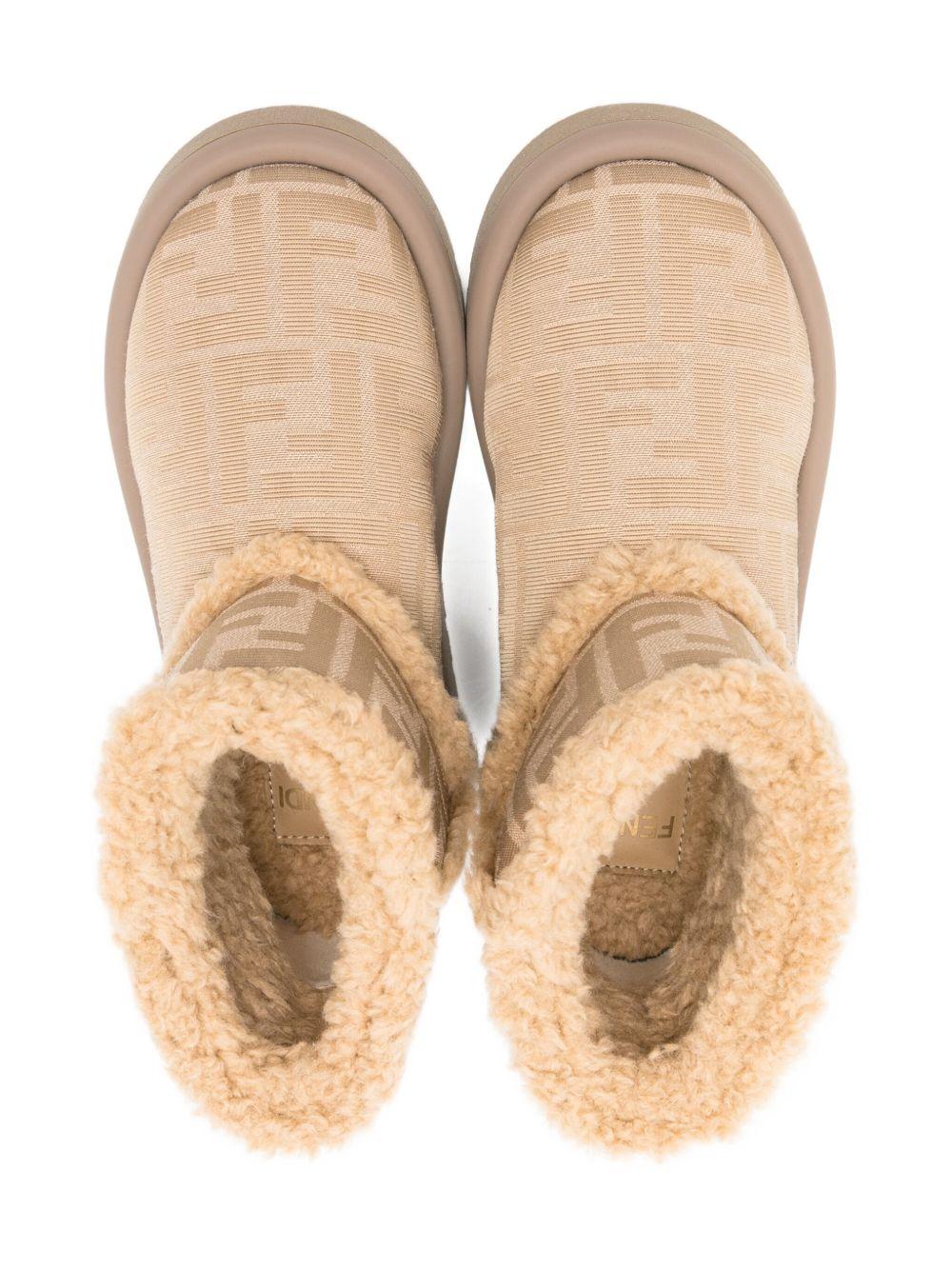 Stivali per bambina Fendi Kids beige con stampa logo FF all-over JMR538 AJZX F1TPX FENDI KIDS