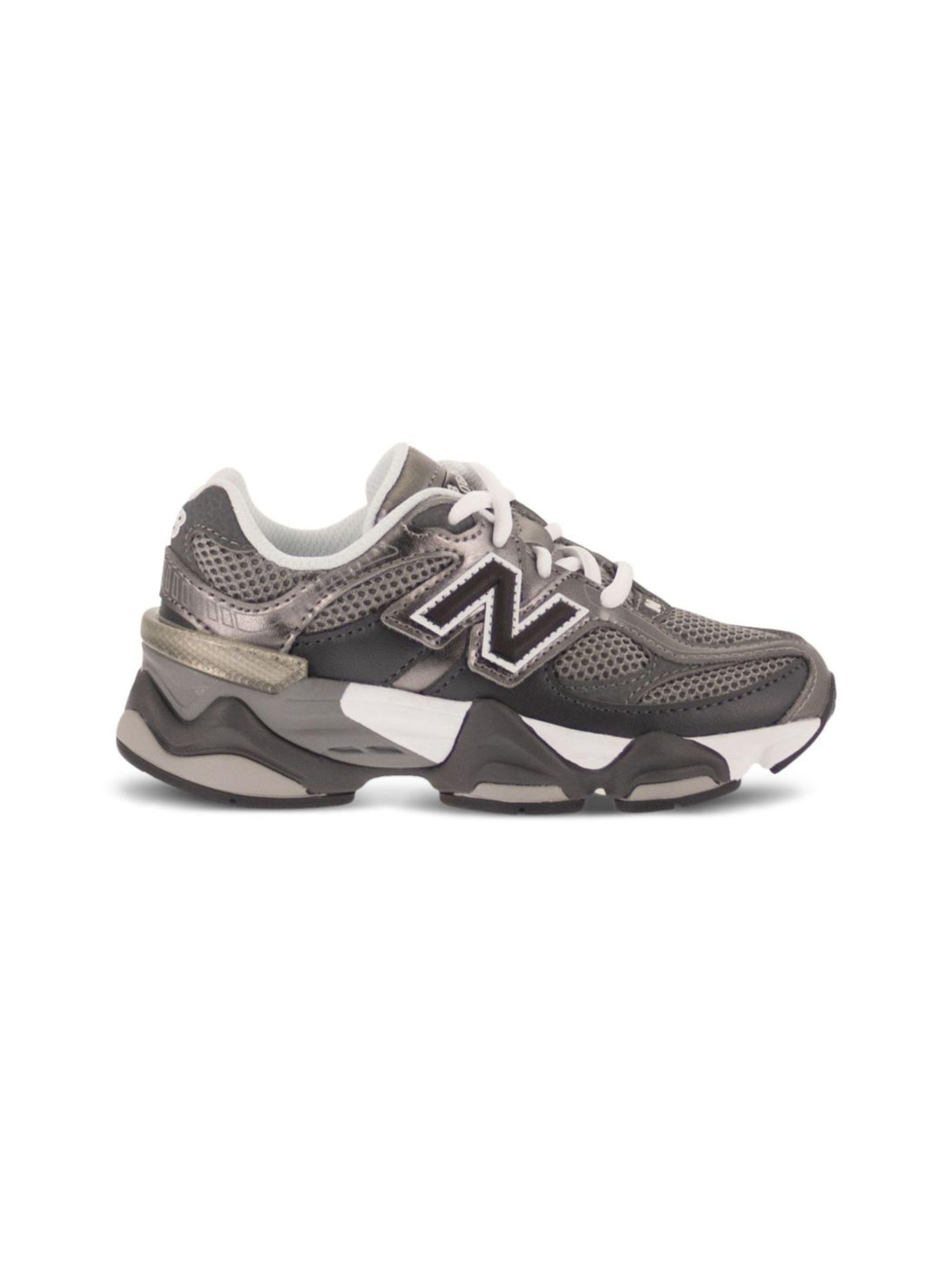 Sneakers per bambini 9060 New Balance Kids grigie con chiusura con lacci P9060 3AL NEW BALANCE KIDS