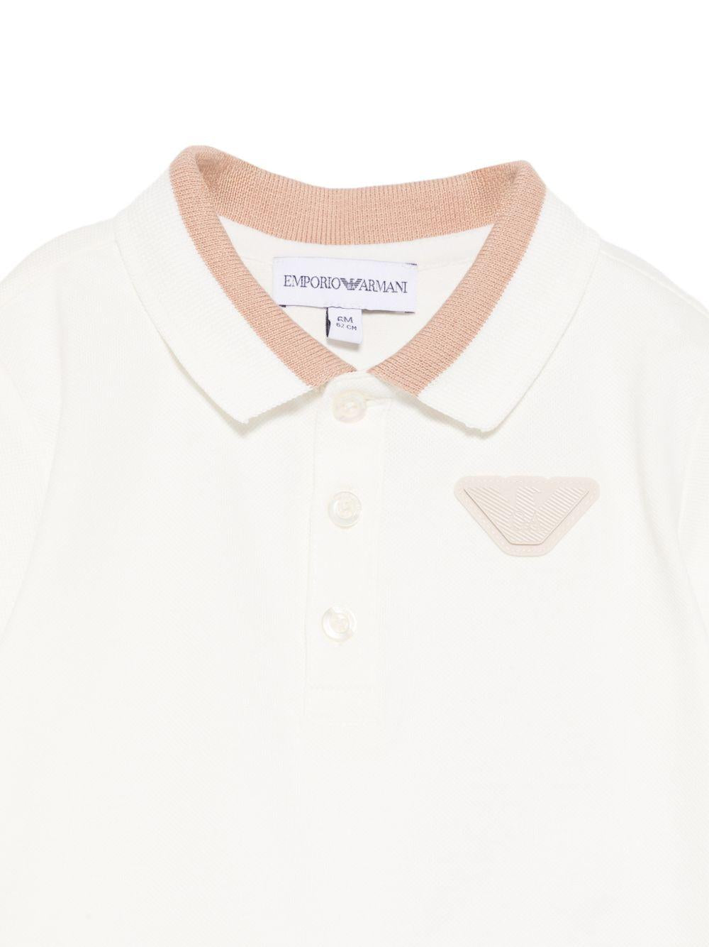 T-shirt per neonato Emporio Armani Kids beige con logo aquila sul davanti EB001322 AF16641 U0003 EMPORIO ARMANI KIDS