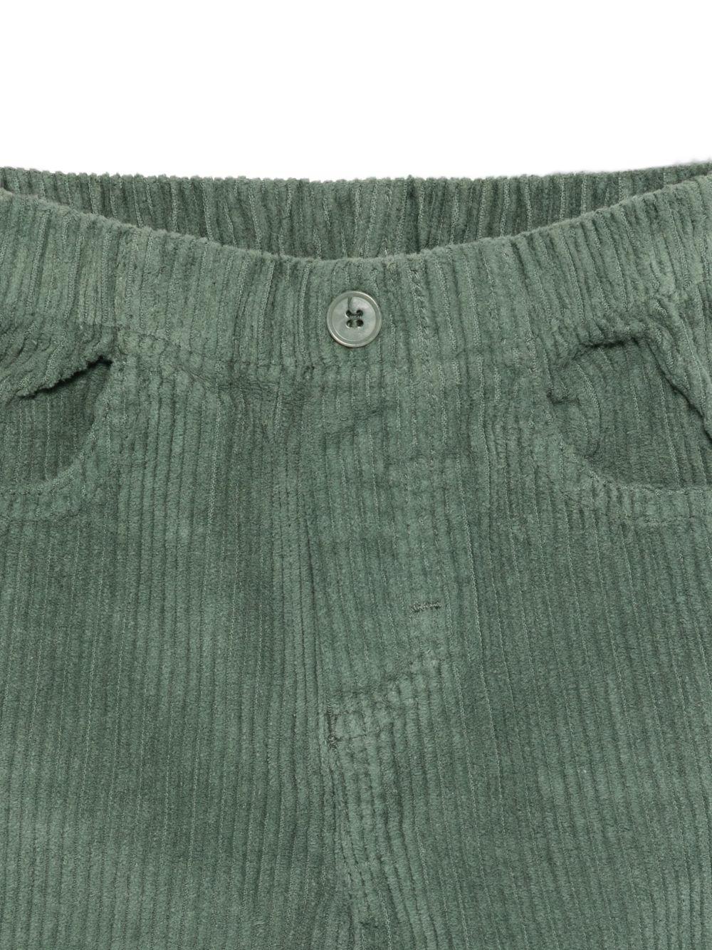 Pantaloni per neonato Il Gufo verdi con dettagli con bottoni A25GPL0021V6012 577 IL GUFO