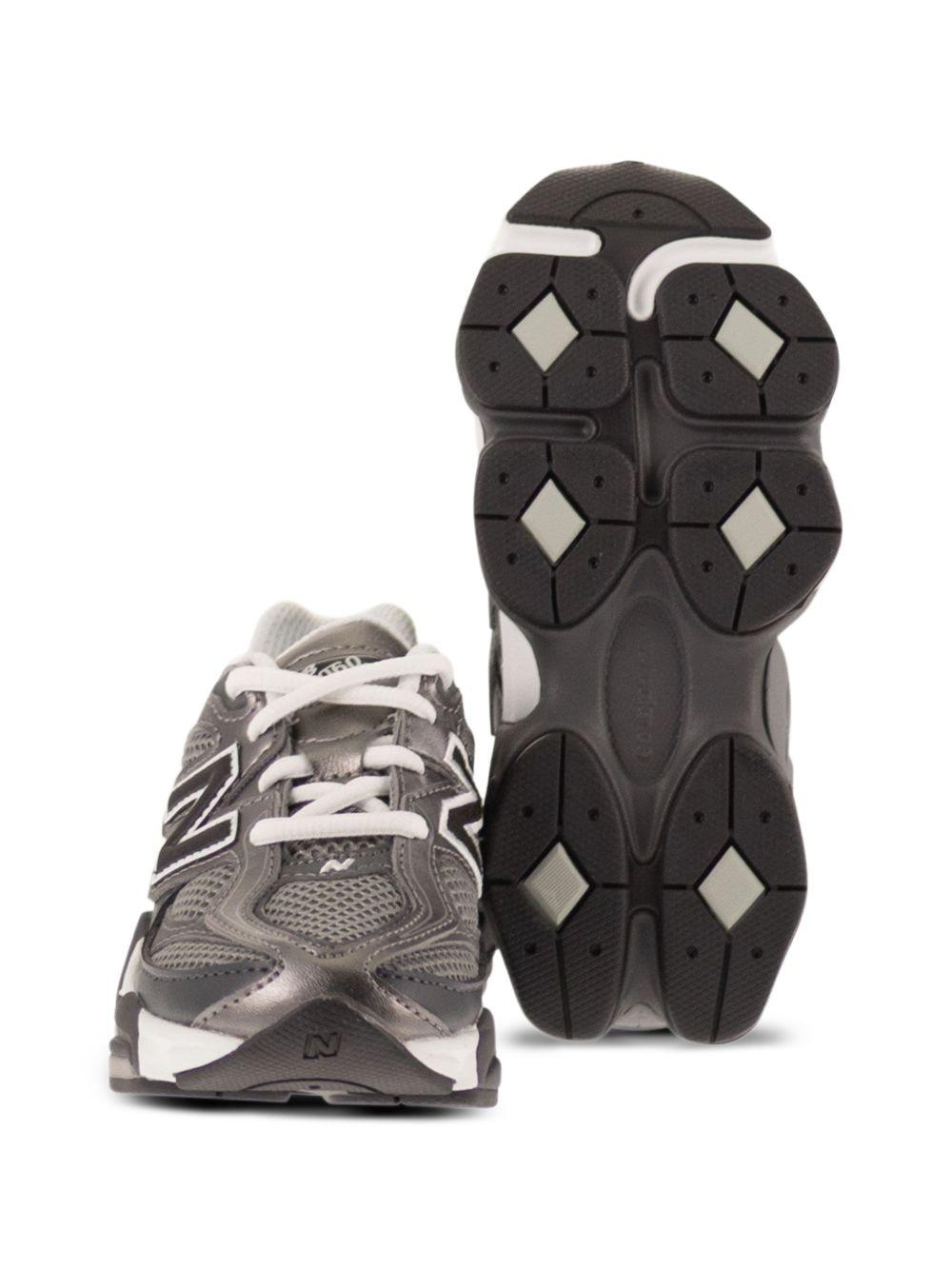 Sneakers per bambini 9060 New Balance Kids grigie con chiusura con lacci P9060 3AL NEW BALANCE KIDS